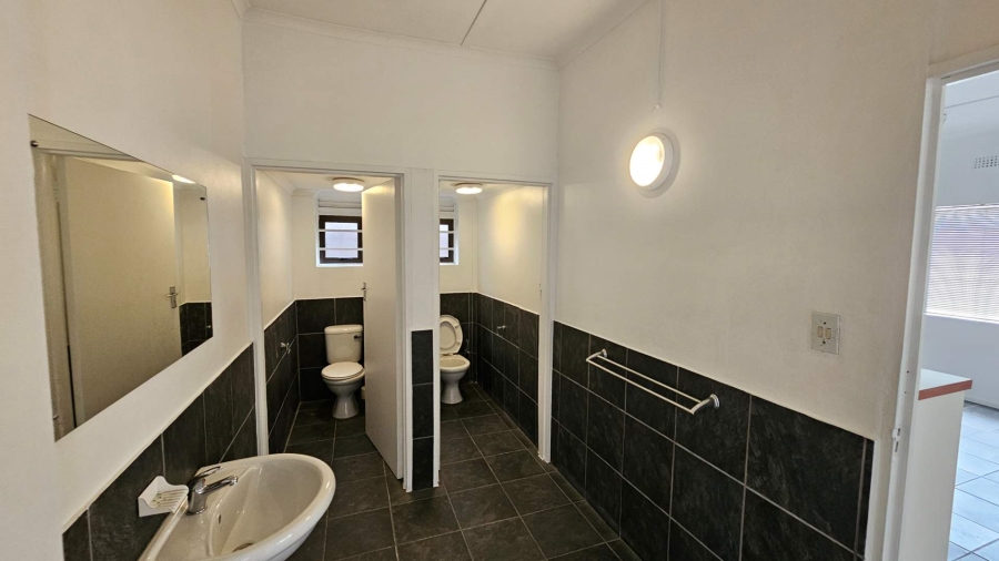 To Let commercial Property for Rent in Beaconvale Western Cape